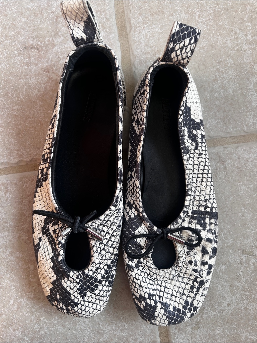 Aloha Snake-Print Ballet Flats size 8